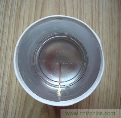 最簡(jiǎn)單使用的天線——罐頭天線，可做正饋大鍋饋源！ 