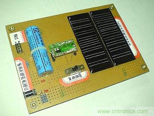 微型太陽(yáng)能供電板DIY，給手電筒收音機(jī)供電