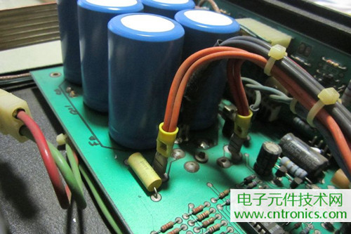 用料很給力！專業(yè)后級功放美國高峰FA1201拆解