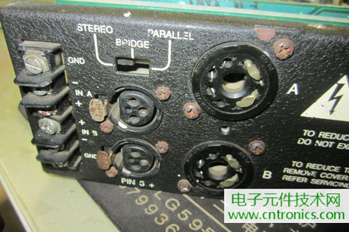用料很給力！專業(yè)后級功放美國高峰FA1201拆解