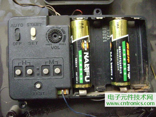 拆個老古董，日本精工石英電子掛鐘拆解