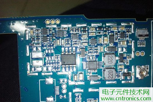 不怕摔的電紙書！一款柔性屏電子書閱讀器拆解
