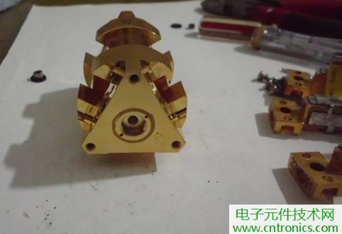 這貨一萬三？50W半導體激光模塊拆解