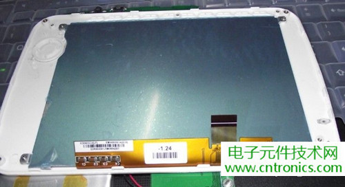 探秘電子紙！一款電紙書的電子墨水屏拆解
