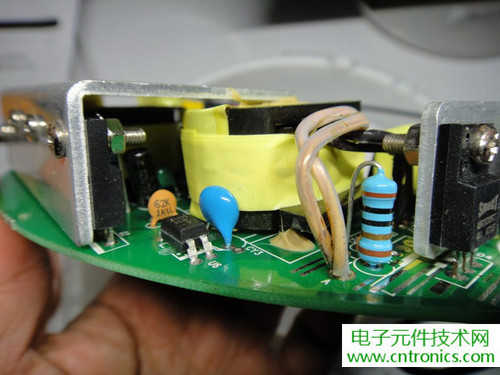 高端大氣上檔次！智能遙控調(diào)光LED吸頂燈拆解