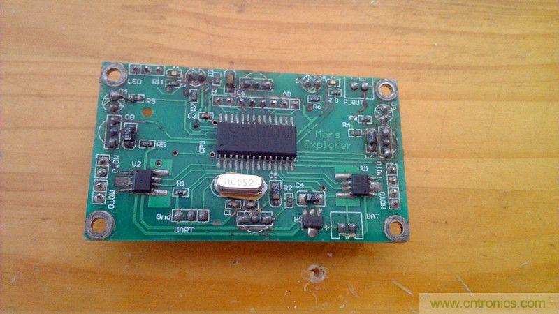 牛人力作！PCB版藍牙智能小車DIY