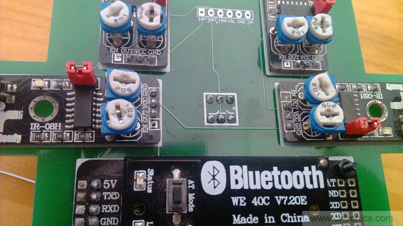 牛人力作！PCB版藍牙智能小車DIY