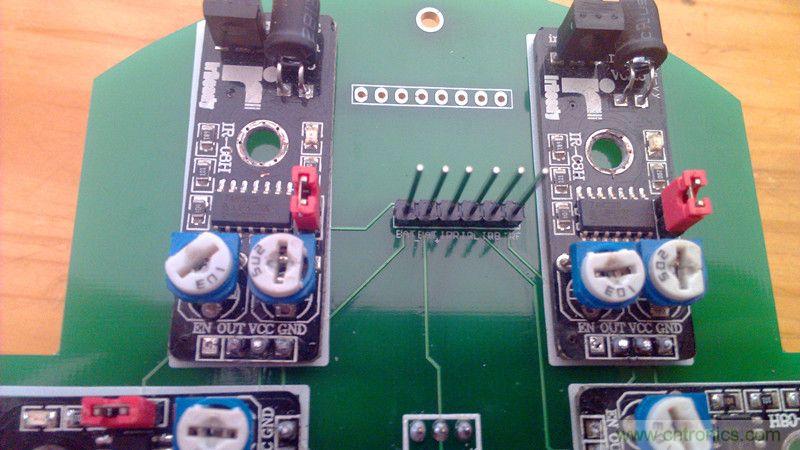 牛人力作！PCB版藍牙智能小車DIY