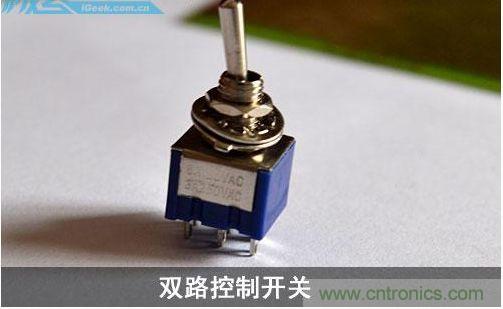 DIY：自制超炫音頻分配器，實(shí)現(xiàn)音箱共用