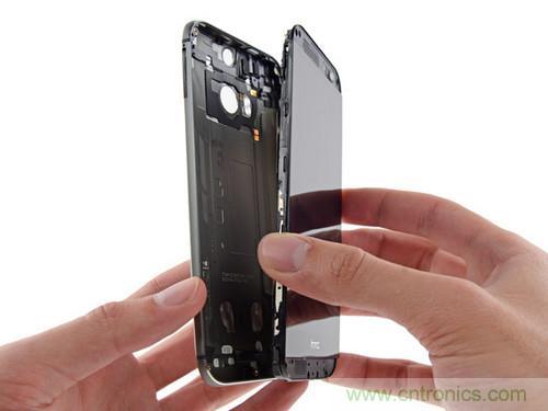 牛人強拆！新HTC One(M8)真機精密做工難修理