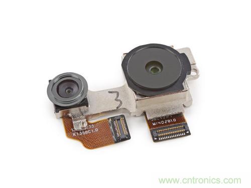 牛人強拆！新HTC One(M8)真機精密做工難修理