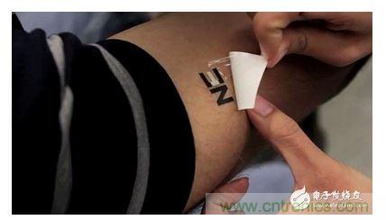  像貼紙一樣，汗水發(fā)電