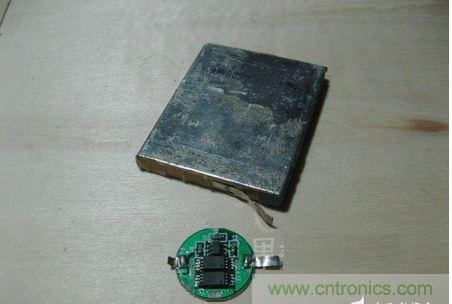 DIY頭戴式藍(lán)牙耳機(jī)，