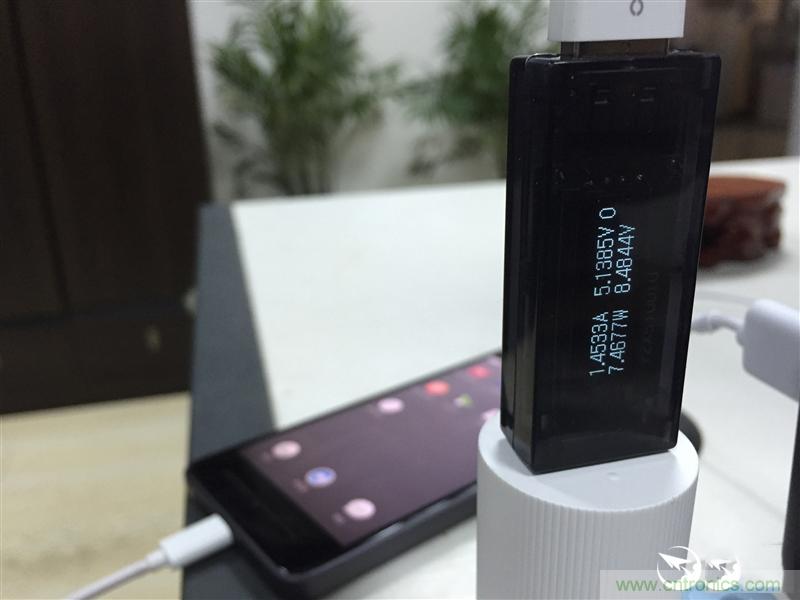 前世500次回眸,換來今生一次擦肩而過，那500多天的等待能否讓錘子揚(yáng)眉吐氣？