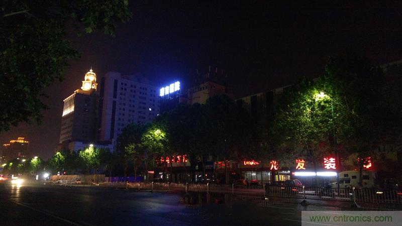 無邊框的 nubia Z9 ，一款既有驚喜，又有驚艷的智能手機