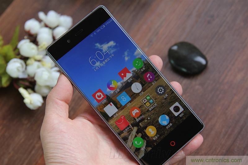 無邊框的 nubia Z9 ，一款既有驚喜，又有驚艷的智能手機