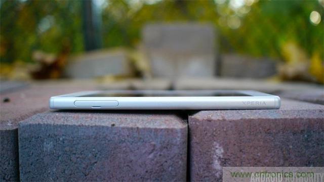 傳奇索尼，憑借Sony Xperia Z5能否在移動市場奪得一席之地？