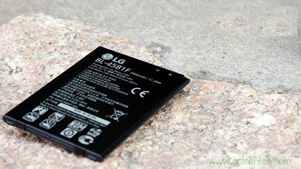 業(yè)界良心 LG V10 評(píng)測(cè):剛毅、冷峻，不失人性化