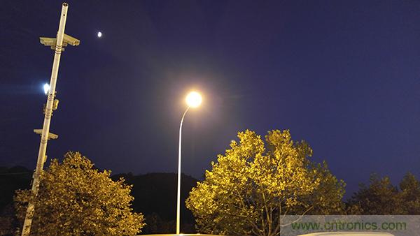 業(yè)界良心 LG V10 評(píng)測(cè):剛毅、冷峻，不失人性化