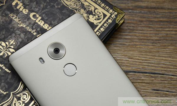 新旗艦Mate 8全評(píng)測(cè)：橫空出世！能否延續(xù)一機(jī)難求？