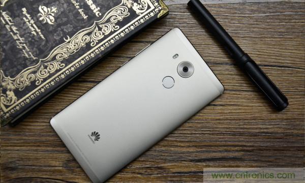 新旗艦Mate 8全評(píng)測(cè)：橫空出世！能否延續(xù)一機(jī)難求？