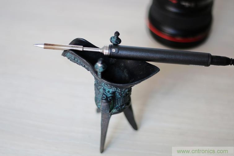 一款能喚起 70 后工程師朋友“童年趣事”的迷你電烙鐵！