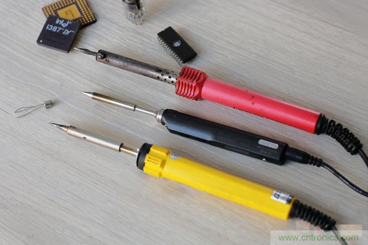 一款能喚起 70 后工程師朋友“童年趣事”的迷你電烙鐵！