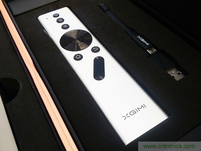無屏電視時代已然來臨，客廳你做好準(zhǔn)備了嗎？