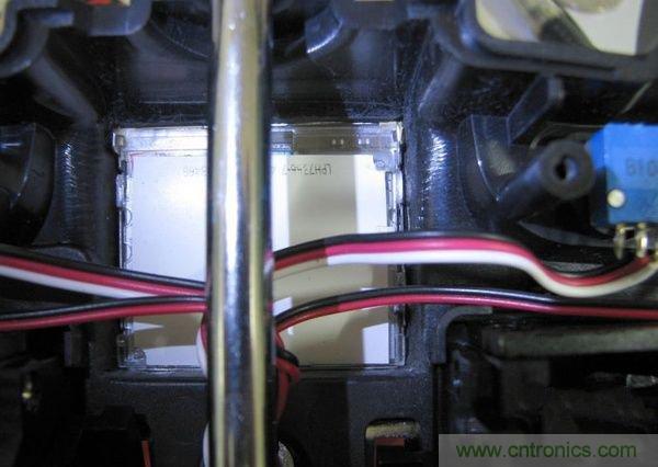 無人機(jī) DIY 制作全過程，酷得不要不要的！