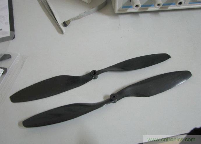 無人機(jī) DIY 制作全過程，酷得不要不要的！