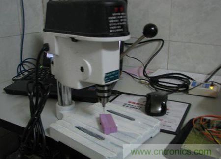 無人機(jī) DIY 制作全過程，酷得不要不要的！