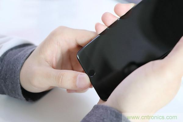 魅族M15拆解：做工精致，壓感Home鍵采用中國芯