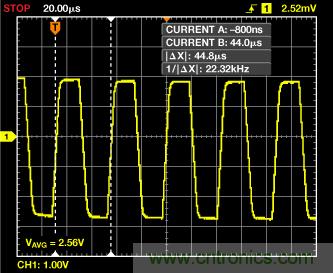 ADuC7026提供可編程電壓，用于評估多電源系統(tǒng)